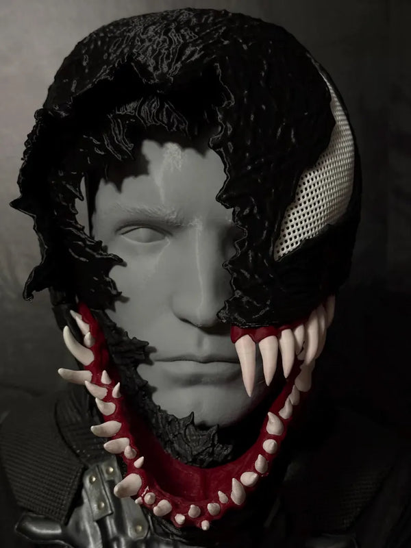Venom Metamorphosis Mask – Begin Your Transformation